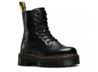 Dr. Martens Coturno Bota de Couro Plataforma Jadon 8 Eye Boots