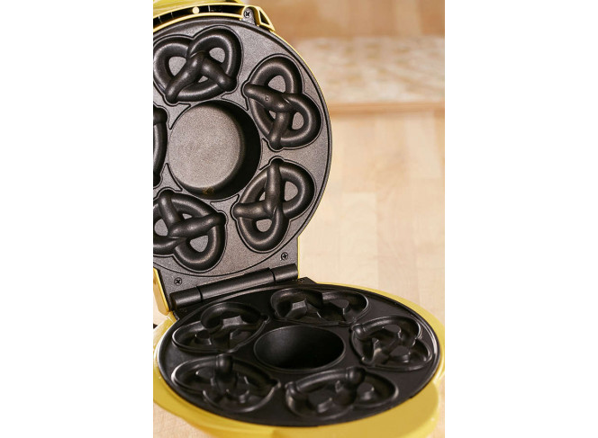 SuperPretzel Mini Soft Pretzel Maker SuperPretzel Mini Soft Pretzel Maker