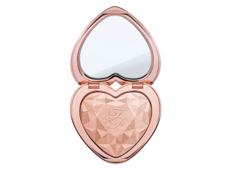 Too Faced Iluminador Love Light 
